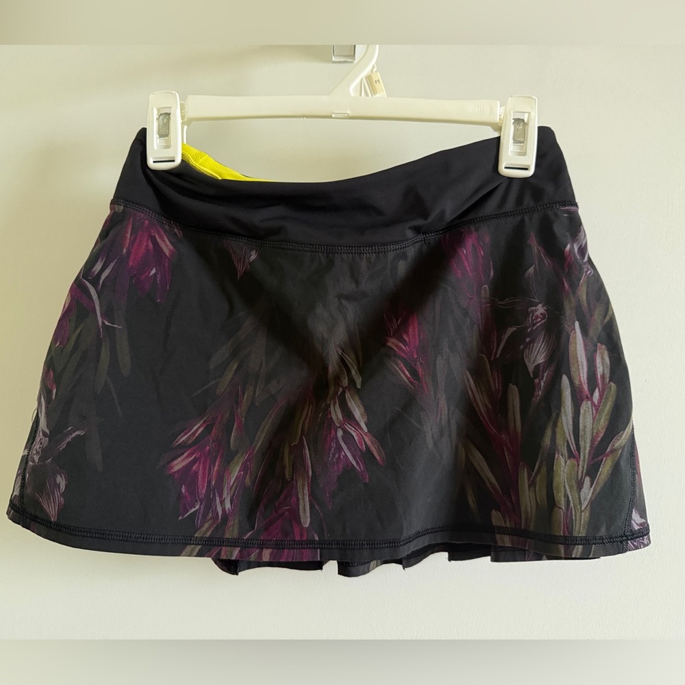 lululemon athletica Black Skirt with Purple Floral Print